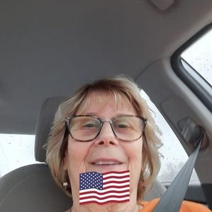 Meet your Posher, Linda